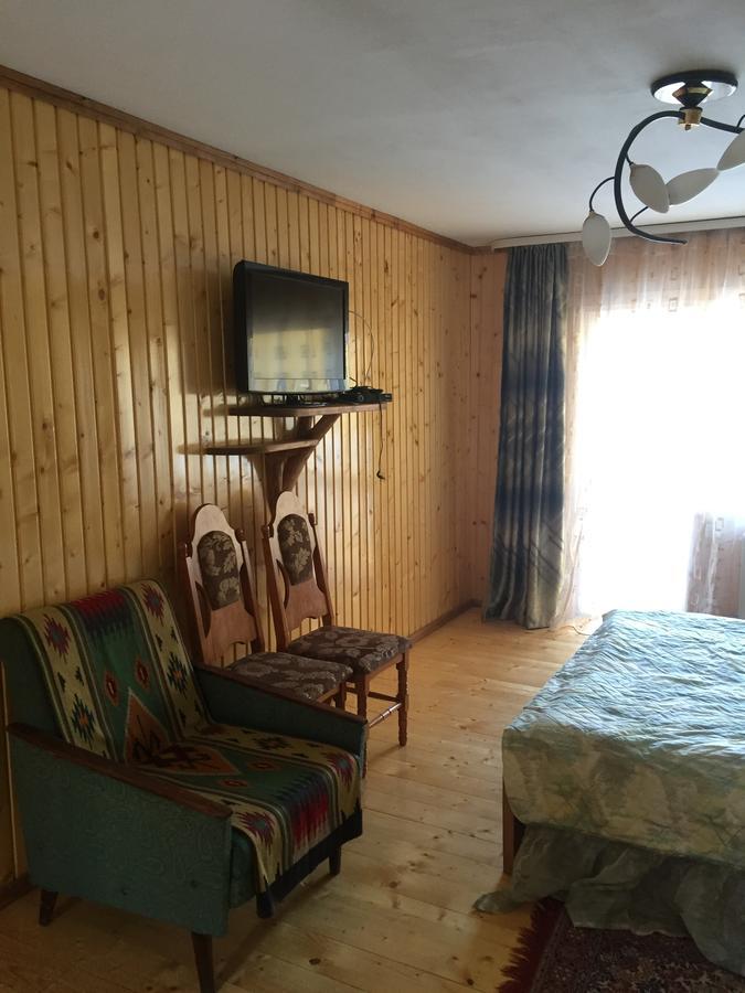 Guest House U Myrona Jaremtje Exteriör bild